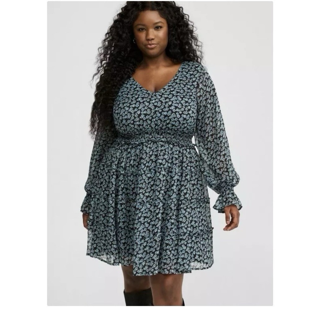 Torrid Blue Floral Lurex Chiffon Tiered Long Sleeve Dress Size 2X